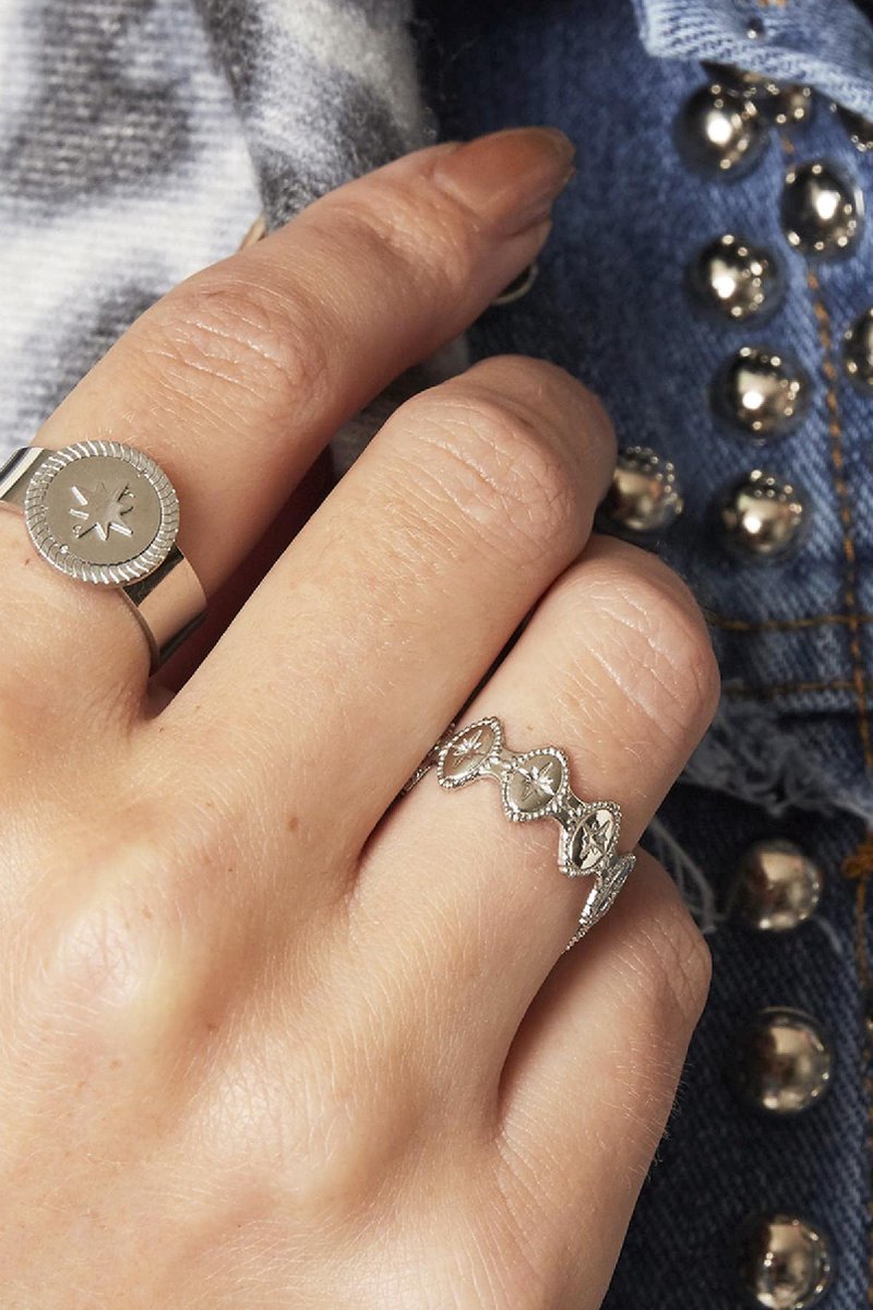 Ster ring - Zilverkleurig - Roestvrij staal 2 Ster ring - Zilverkleurig - Roestvrij staal - Afbeelding 2