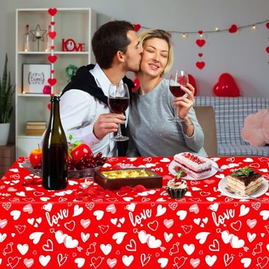 Tafelkleed love - Wegwerp tafellaken liefde - 130 x 220 cm